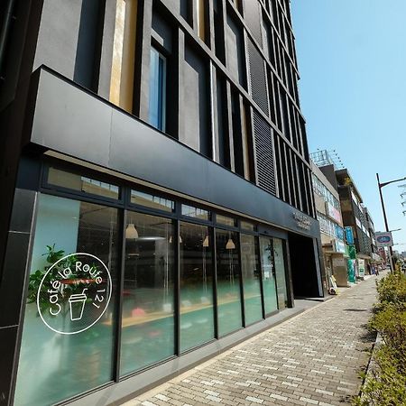 Ele Hotel Kuzuha Hirakata Exterior photo